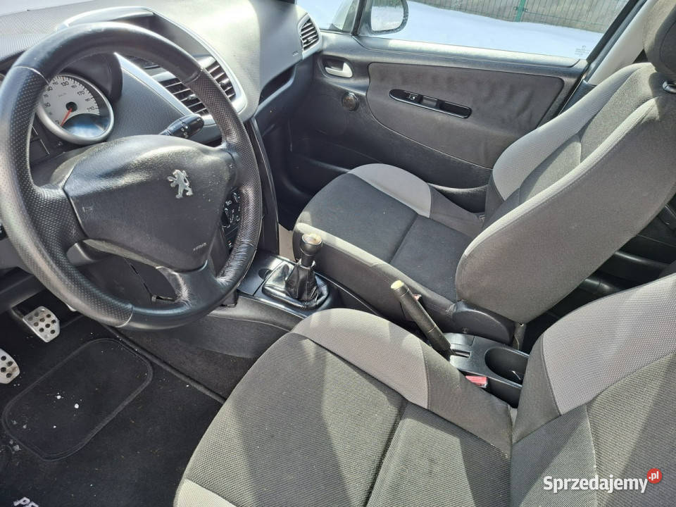 Peugeot 207 14 benzyna klimatyzacja ważne opłaty nieuszkodzony lubelskie Jacków