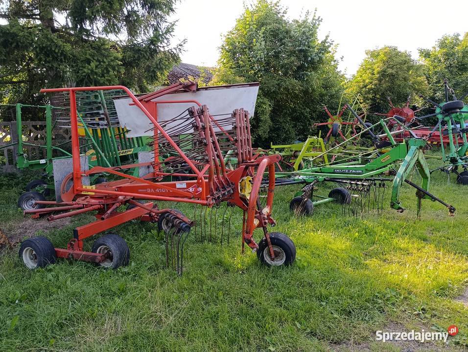 Przewracają kuhn zgrabiarka Deutz fahr nieuszkodzony Rawica Stara