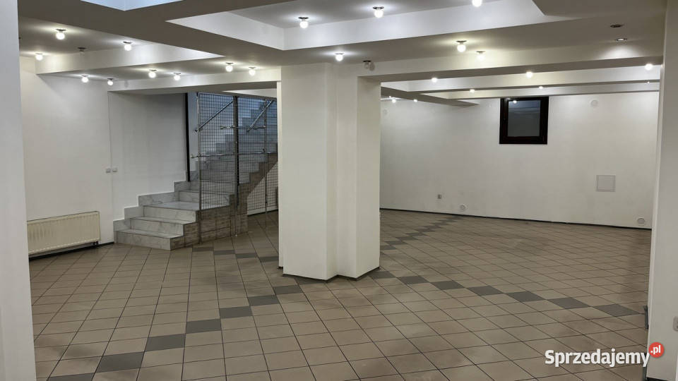 Lokal handlowousługowy Rynek Nowy Targ 125m2 Wynajem