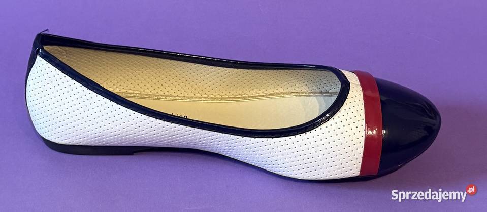 Białe baleriny z granatowym czubkiem rozmiar 38 Balerinki mazowieckie Żyrardów