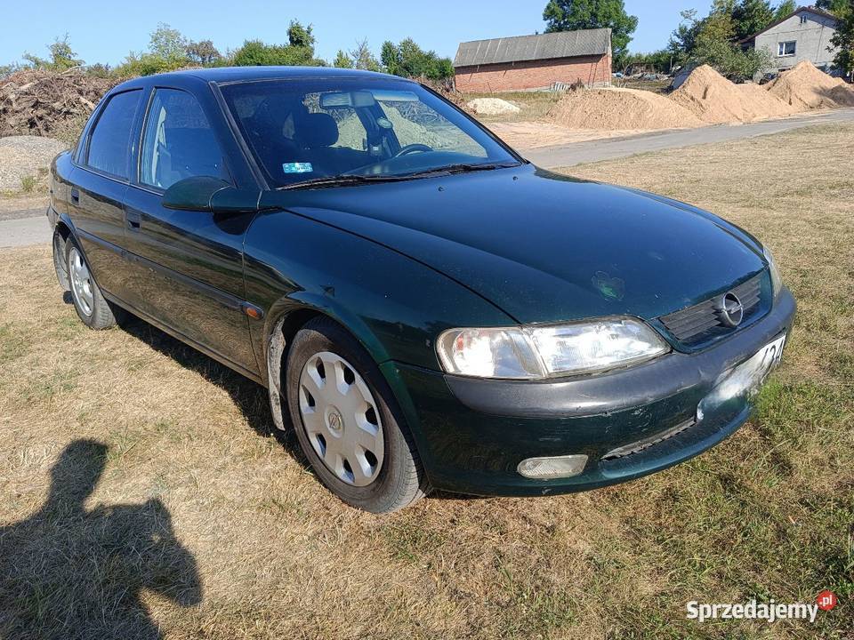 Opel Vectra B 16 Benzyna Annopol sprzedam