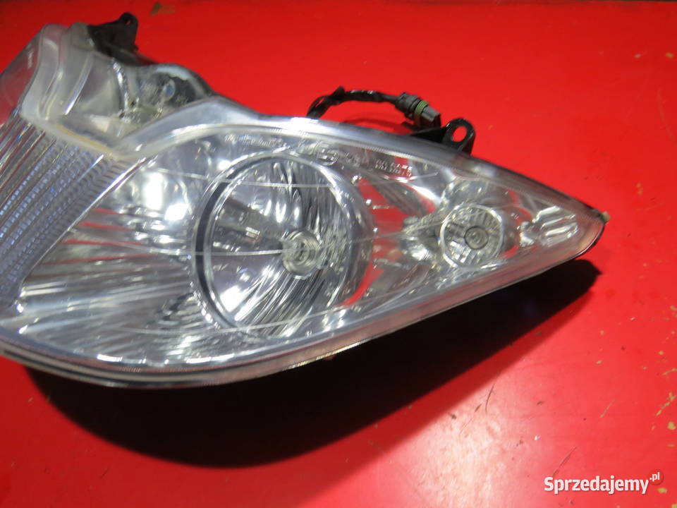 PIAGGIO X8 125 200 250 lampa przód przednia Warszawa