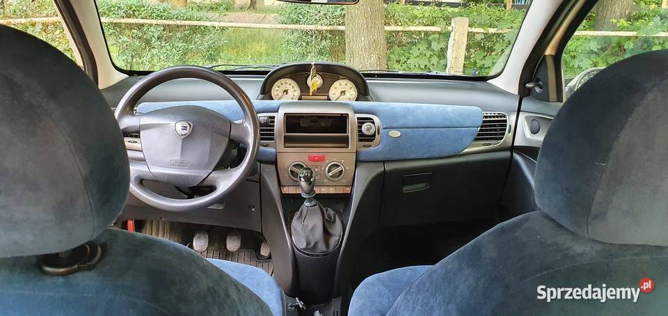 Okazyjna Lancia Ypsilon 12 nieuszkodzony sprzedam
