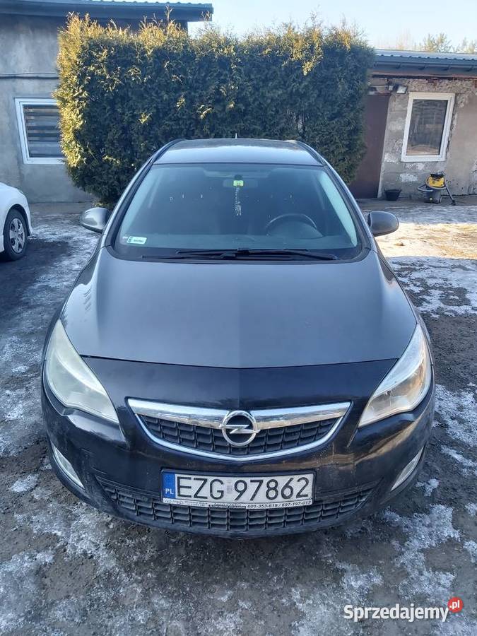 Opel Astra J Sports Tourer kombi 17 CDTI 2011 łódzkie