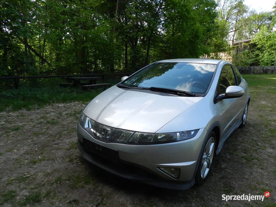 Honda Civic VIII śliczne UFO 18 TYPES sprowadzony Civic Puszczykowo
