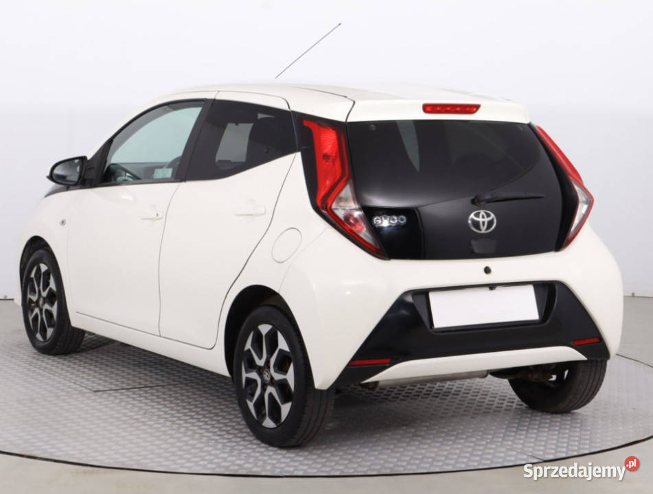Toyota Aygo 10 VVTi mazowieckie Piaseczno