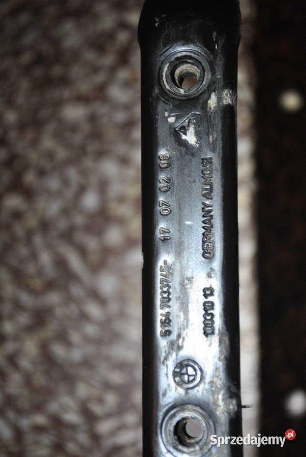 Mała rozpurka BMW E60 E61 elementy wygłuszające Poręba sprzedam