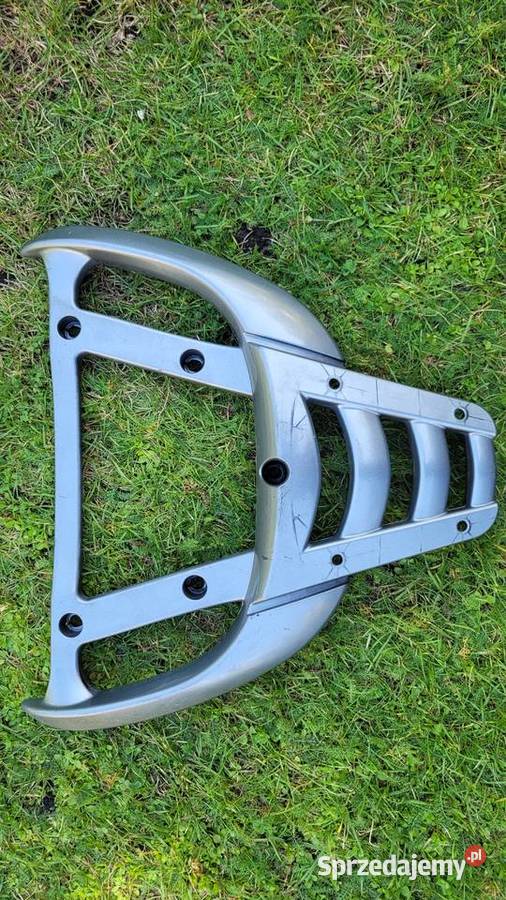 PIAGGIO CARNABY bagaznik stelaz uchwyt pasazera Plastiki Piła