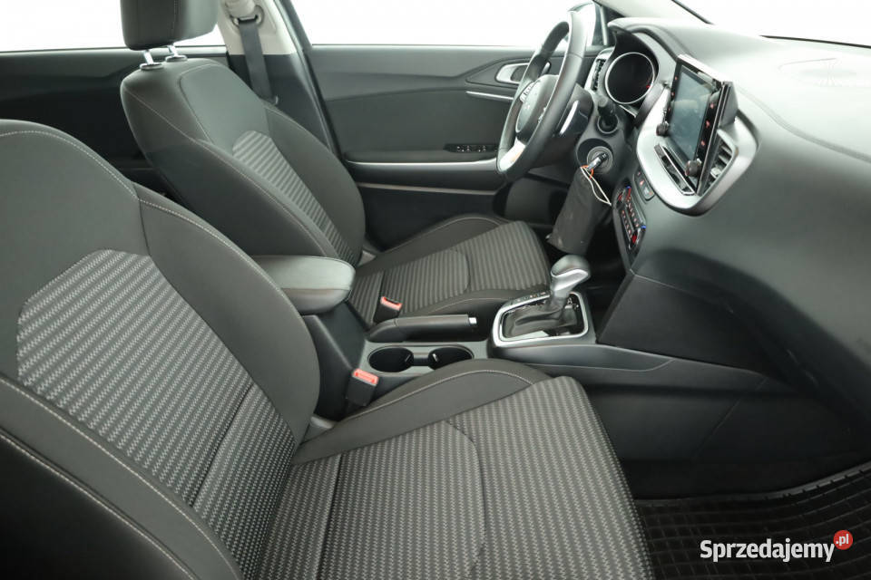 Kia Ceed 15 TGDI wspomaganie kierownicy