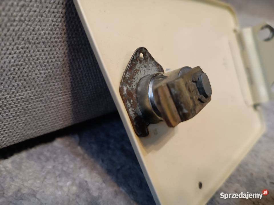 klapka do wlewu paliwa Fiat 125p 1988r dolnośląskie Wrocław