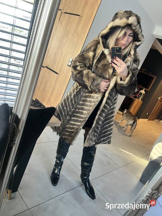 Sprzedam w stanie idealnym futro z wilka LXL czarny małopolskie Kraków
