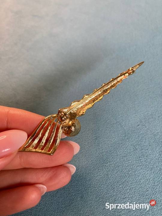 Nowa długe broszka rożek z cyrkonią vintage Biżuteria dla Pań Nisko