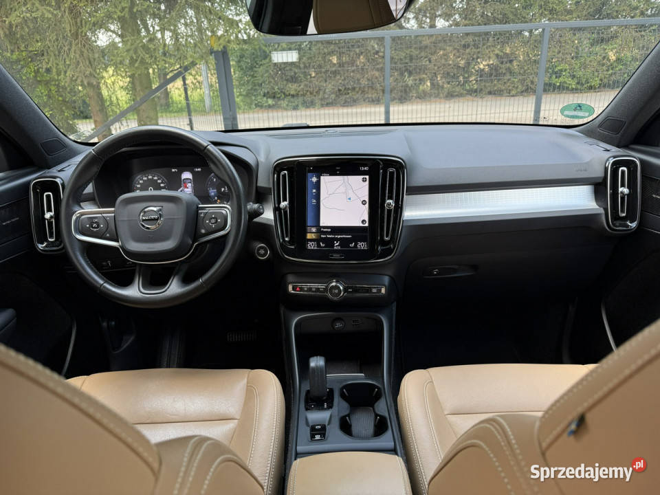 Volvo XC 40 D4 190 152 Bezwypadkowy AWD Serwis światła do jazdy dziennej Ocice