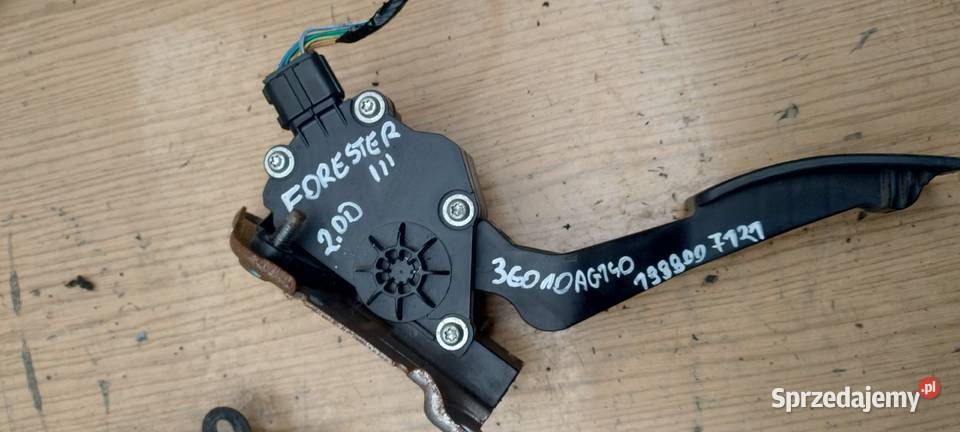 SUBARU FORESTER III 20d pedał gazu 36010AG140 terenowe Kielce