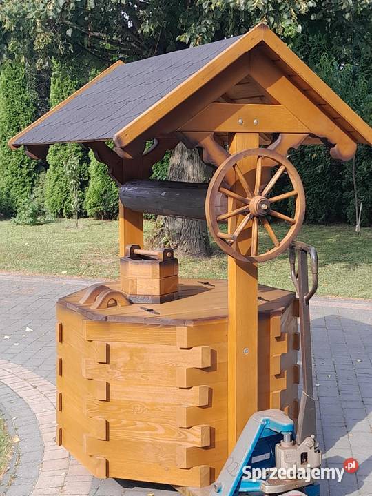 Studnia ogrodowa drewniana Opatów sprzedam