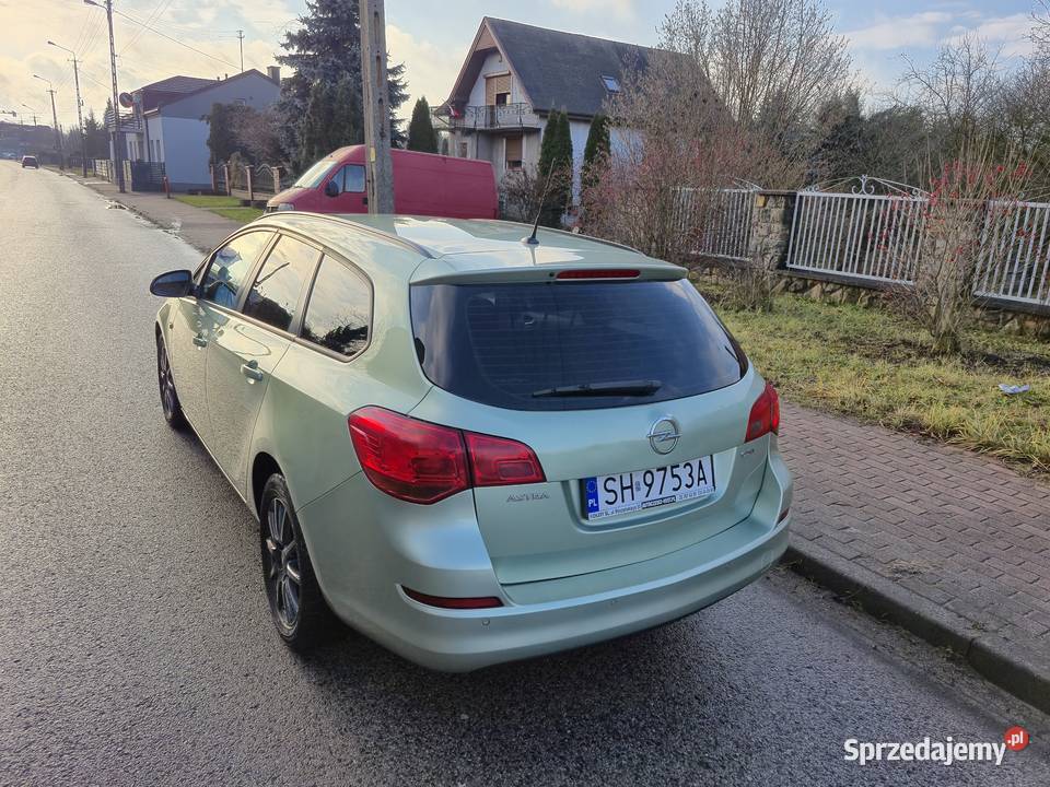 Opel Astra JW pełni sprawna Zadabana Opłacona manualna