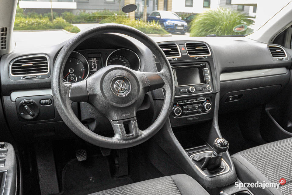 Volkswagen Golf 16TDI Bezwypadkowy 20102011 r manualna Golf