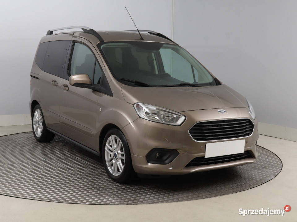 Ford Tourneo Courier 15 TDCI sprzedam