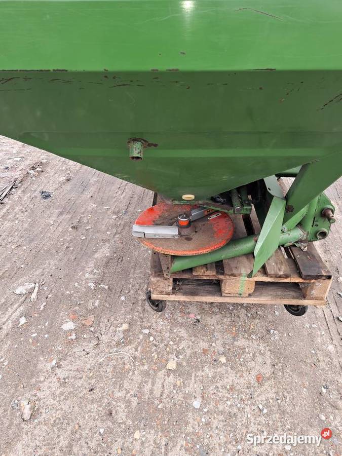 Rozsiewacz Amazone U 1001 dwutalerzowy warmińsko-mazurskie Piecki