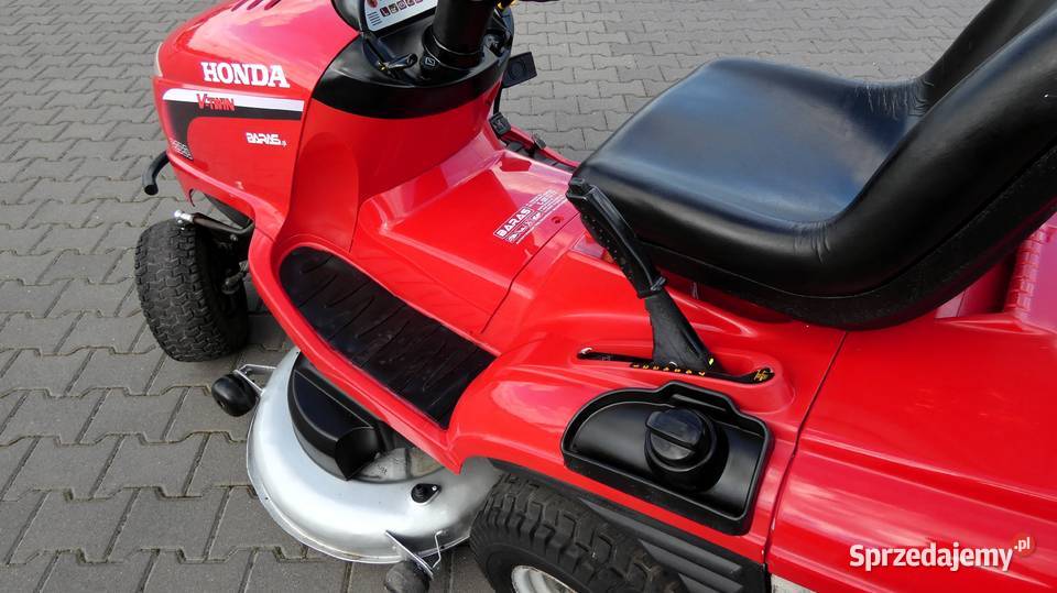 Traktorek kosiarka HONDA 2620 2 Cylindry 122 Świnice Warckie