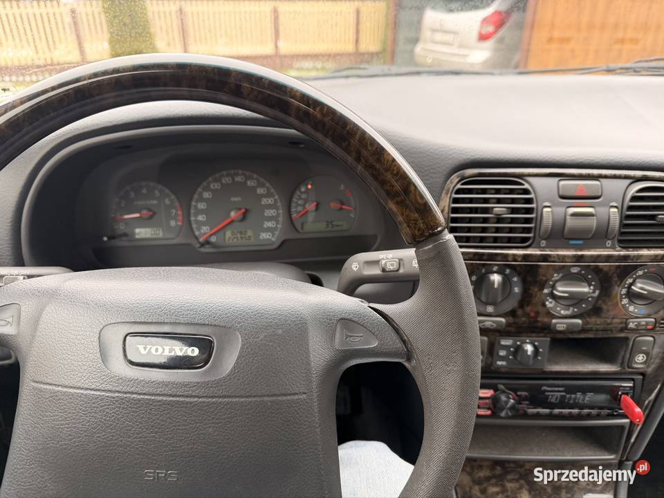 Volvo v40 18 benzyna Kielce sprzedam