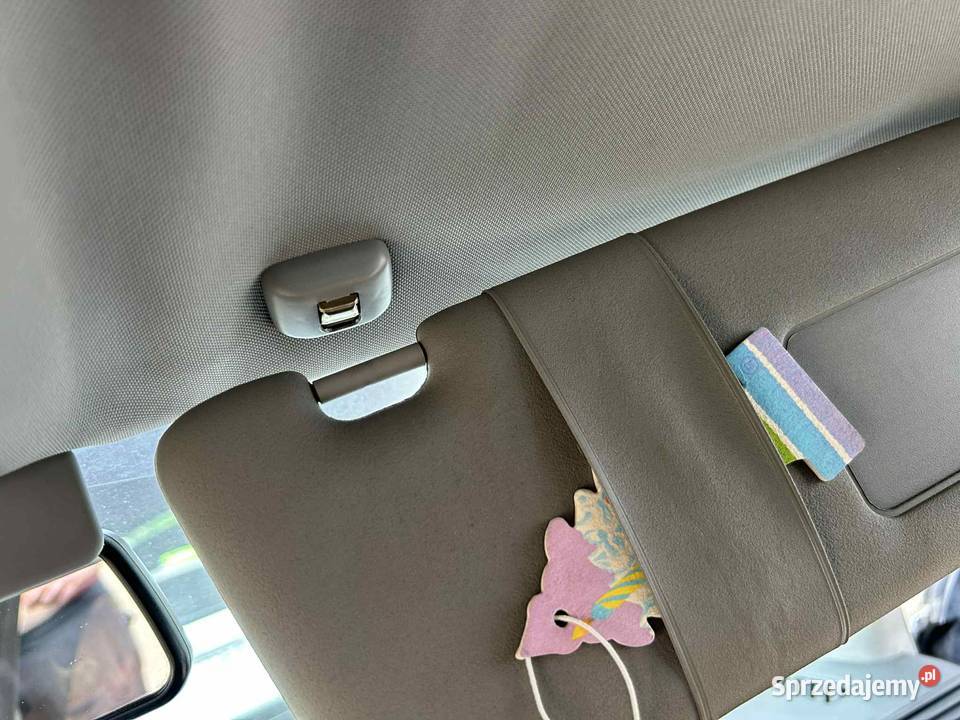 Audi A4 B6 20 ALT 2002r Modrzyca