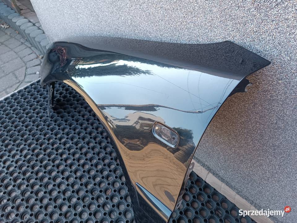 Audi A4 B5 fl Lift 9901 nadkole błotnik lewy Częstochowa
