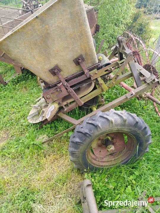 Rozsiewacz kos nieuszkodzony Słupca