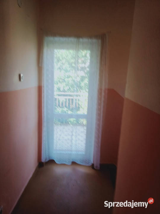 Sprzedam dziewięcio pokojowy dom z balkonem Olsztyn