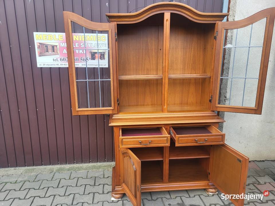 ładna witryna biblioteka orzechowa z szufladami Sypniewo