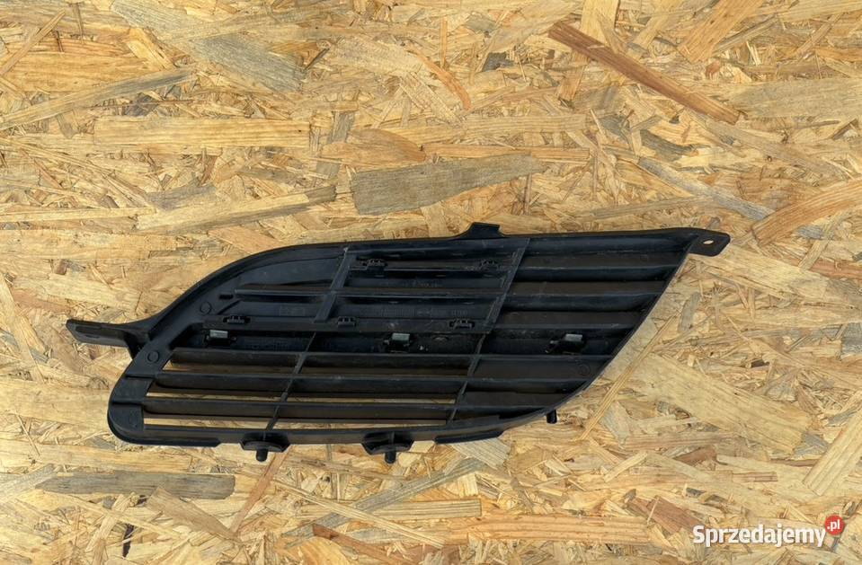 ATRAPA KRATKA ZDERZAKA LEWA i PRAWA NISSAN osobowe Międzychód