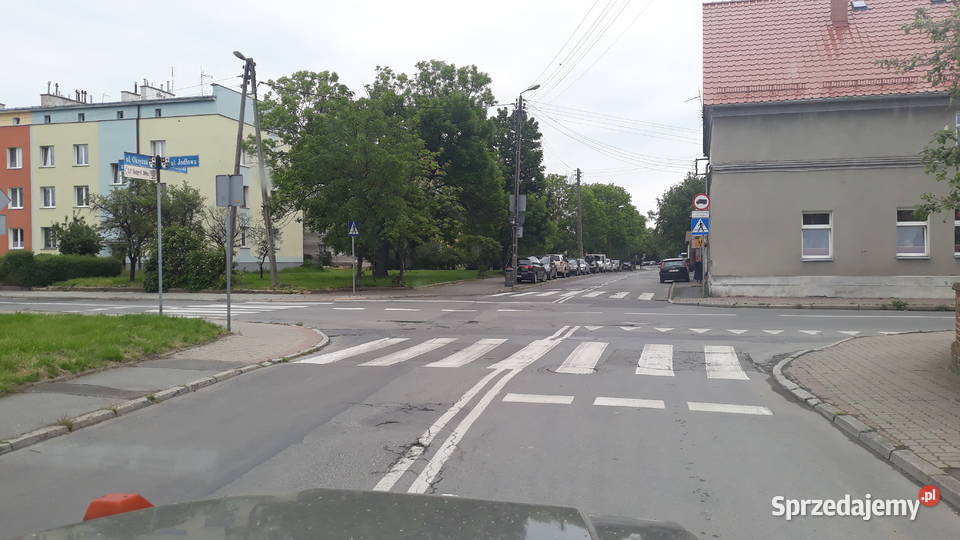 Nieruchomość mieszkaniowa i handlowo usługowa 43m Świdnica