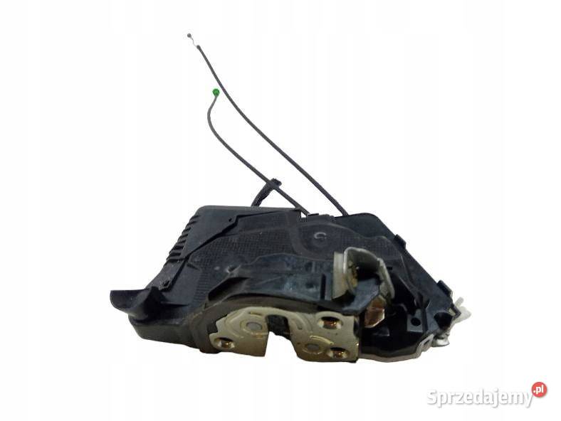 ZAMEK DRZWI PRAWY PRZÓD Toyota Yaris III 2011 osobowe