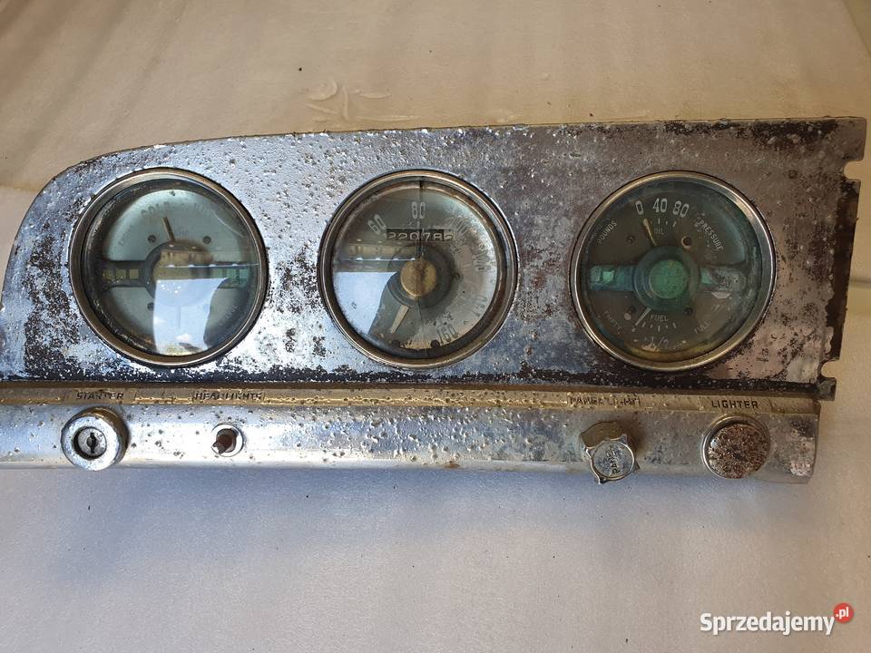 Plymouth Special Deluxe 1949 deska rozdzielcza Brwinów