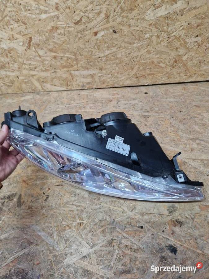 Peugeot 307 Lampa reflektor lewy przód przód Lampy przednie sprzedam