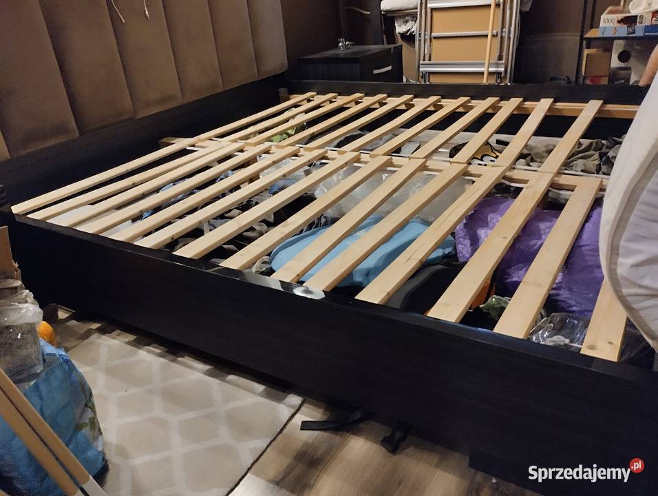 Łóżko do sypialni i 2 szafki nocne czarne drewno 210cm Rybnik
