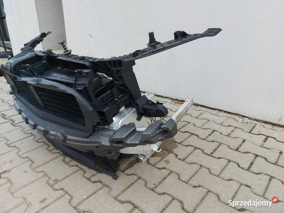 MERCEDES GLA 200 II H247 13TB Pas przedni