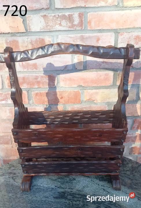 Gazetnik drewniany holenderski stojak na gazety brązowy Gawroniec