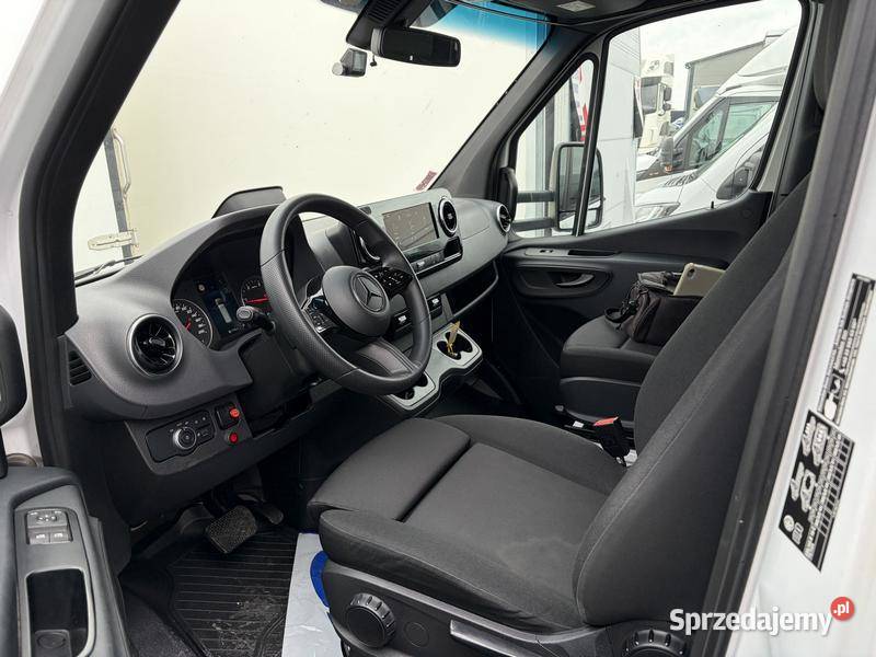 MERCEDESBENZ SPRINTER 315 CDI 2024 195000 ccm Warszawa