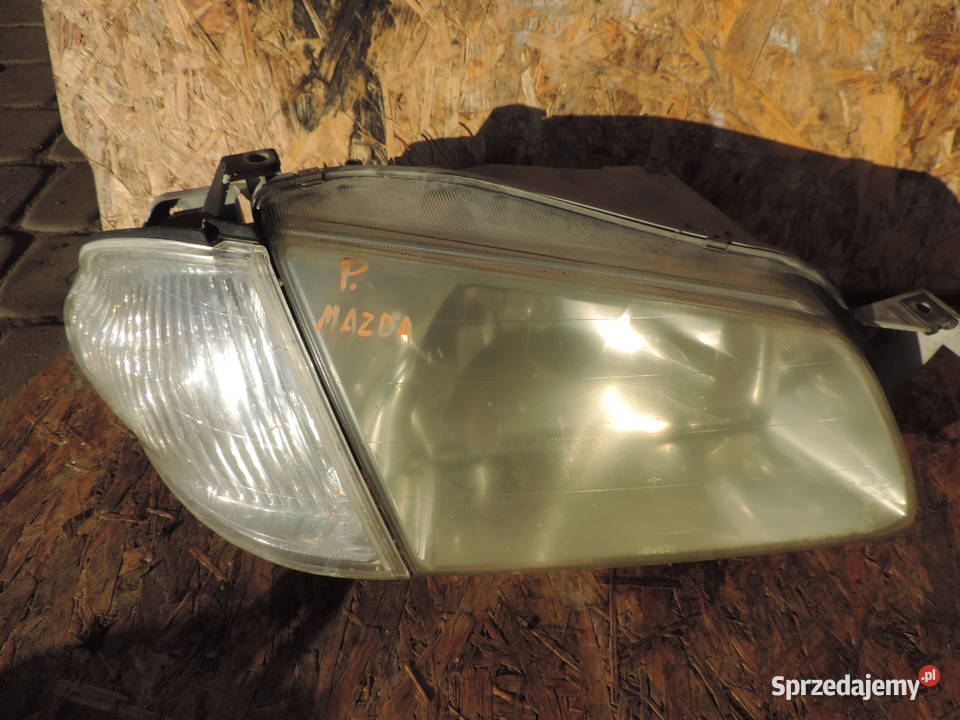 REFLEKTOR PRAWY LEWY LAMPA KIERUNEK MAZDA 323 F lampy przednie Nowy Sącz sprzedam