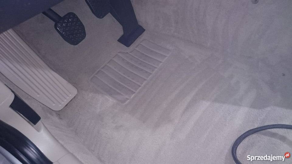 Pranie Tapicerki Polerowanie lakieru Kosmetyka Siedlce usługa