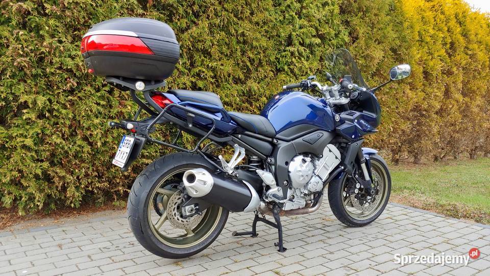 Yamaha Fz1 Fazer 1000 KUFRY PODGRZANE MANETKI Rok produkcji 2010 Yamaha Jejkowice