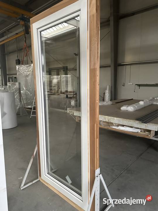 Okno balkonowe drewniano aluminiowe Strzelno