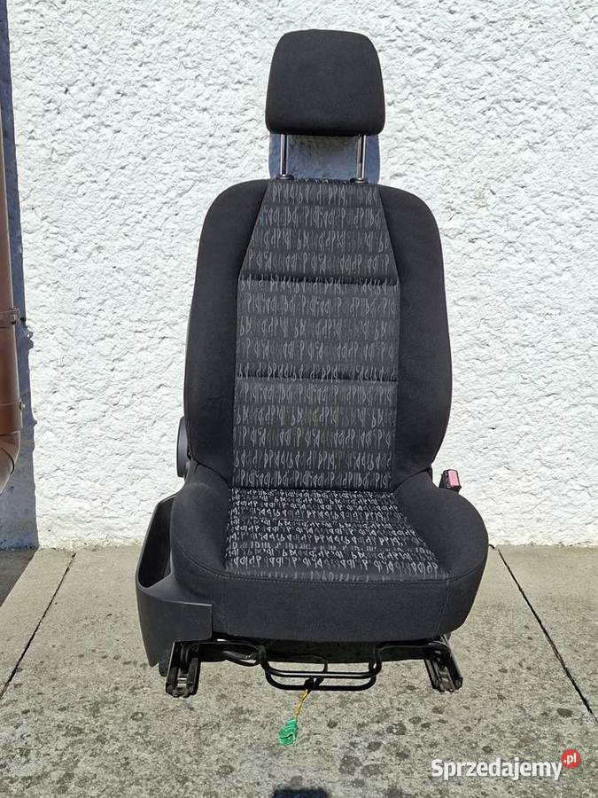 Peugeot 307 fotel pasażera przód 5D HB Fotele i kanapy podkarpackie Trzcinica