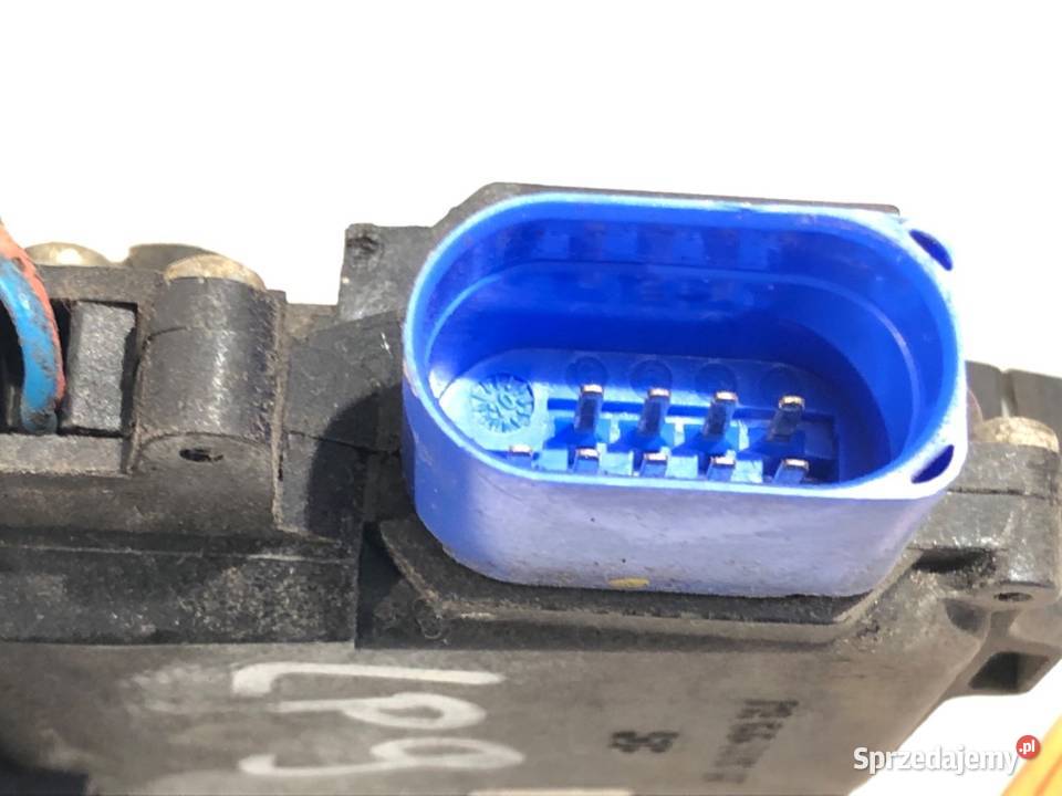 ZAMEK DRZWI LEWY PRZÓD AUDI A3 8P Hatchback sprzedam