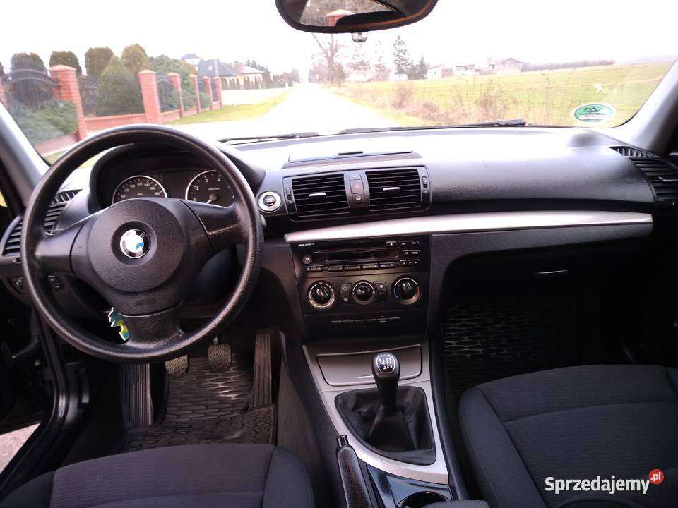 BMW 116i seria 1 e87 2009 zarejestrowany w Niedrzwica Kościelna