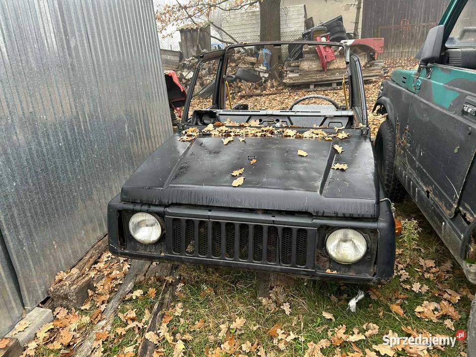 Suzuki SJ 410 Karoseria