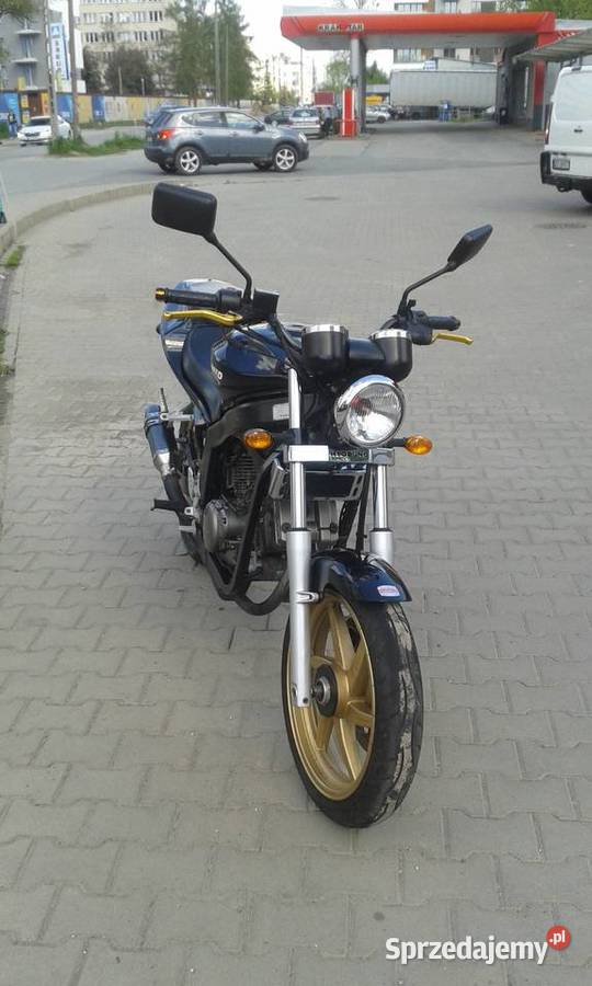 Hyosung GT 125 Naked 2004r