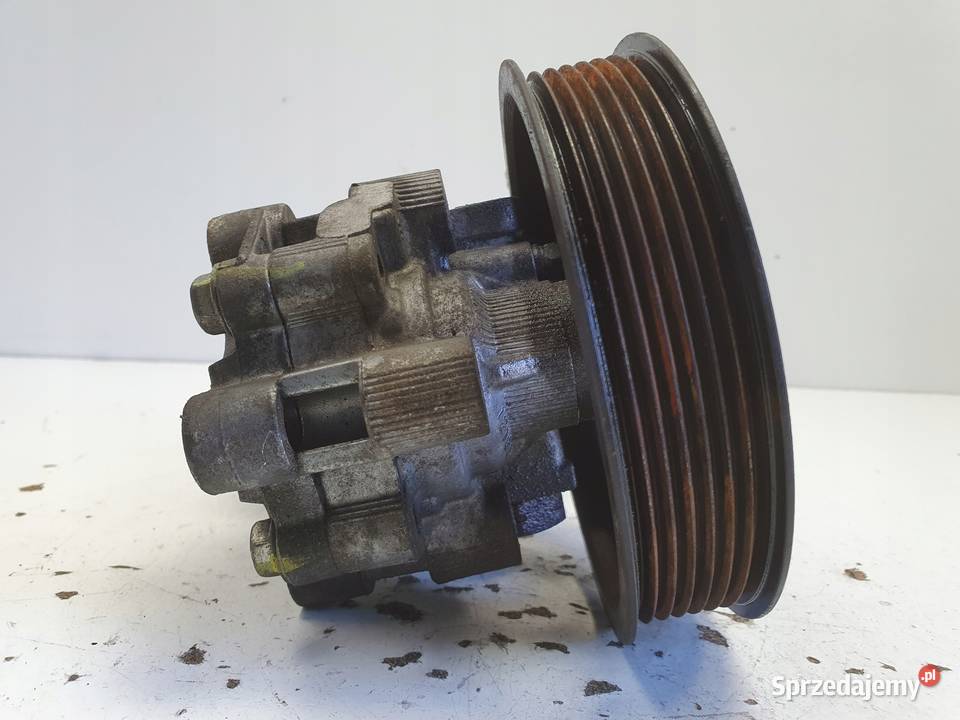 Toyota Avensis T25 22 DCAT POMPA WSPOMAGANIA osobowe lubelskie Chełm