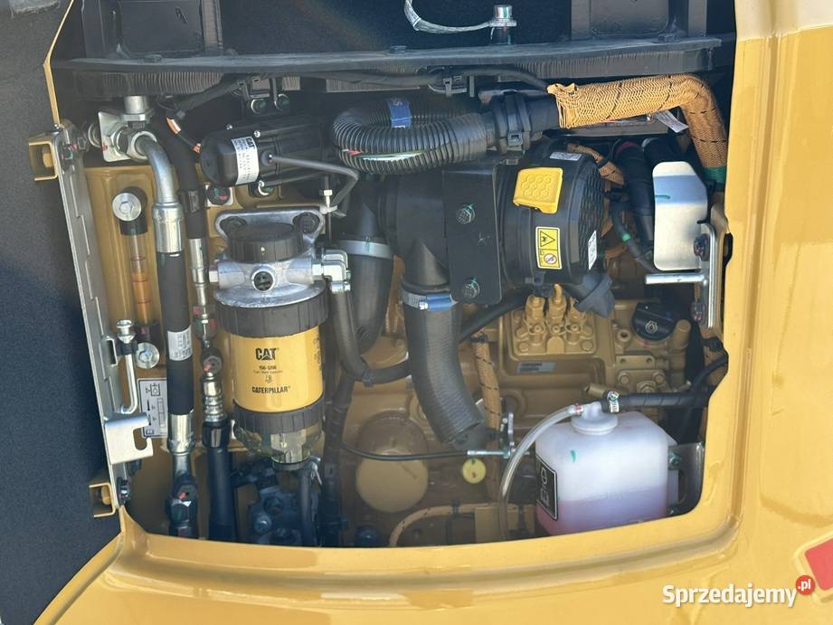 FABRYCZNIE NOWA MINIKOPARKA CATERPILLAR 3018 nie Koparki Tuliszków sprzedam